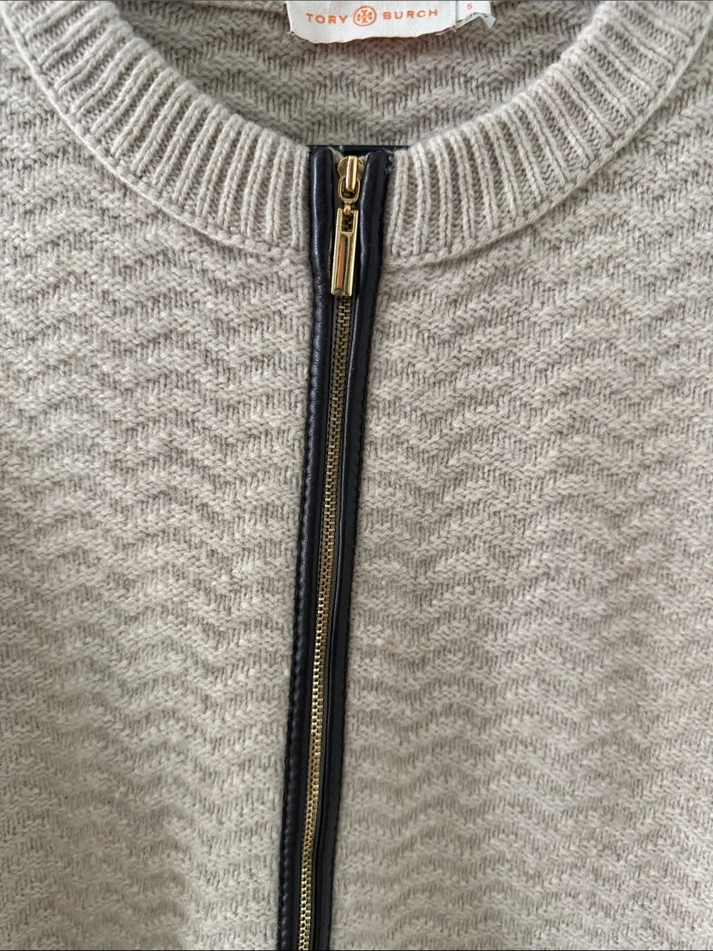 Textured Zip-Front Knit Jacket in Light Taupe. Size Small.